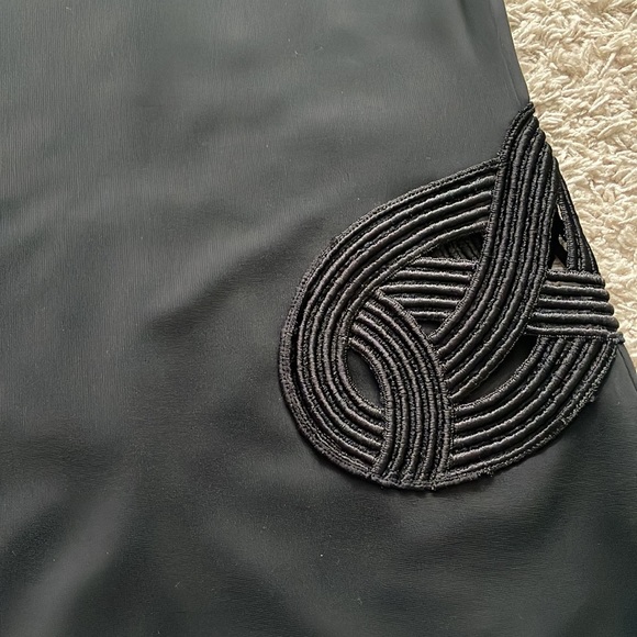 HANEY Black Long Sleeve Cocktail Dress - Picture 10 of 10